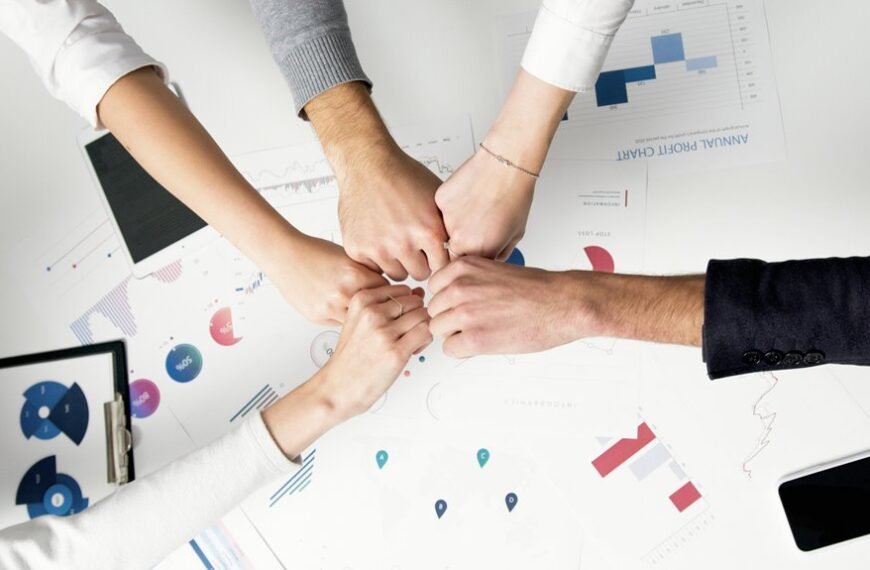 corporate analytics growth report